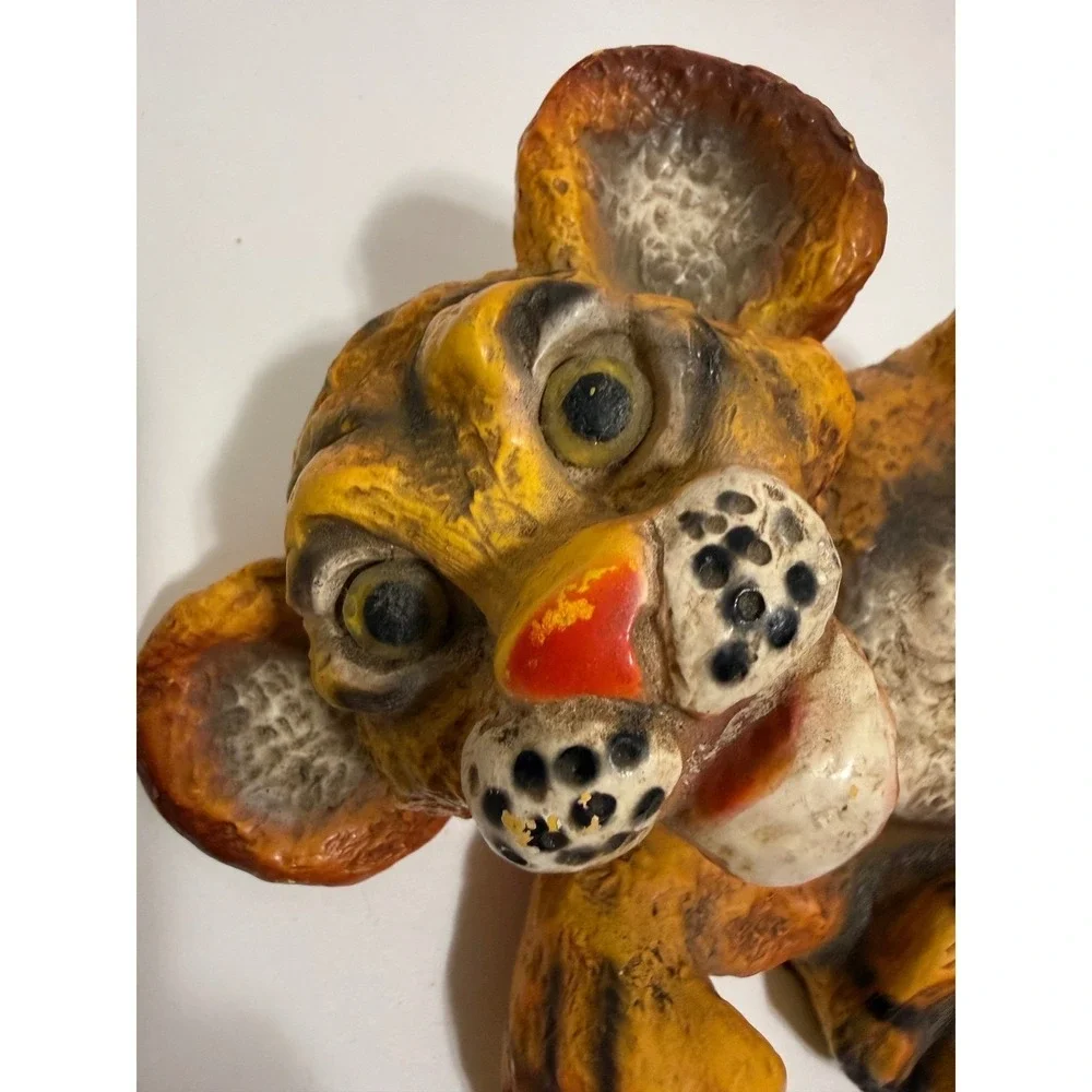 Vintage Large Resin Tiger Figurine – Retro Jungle Cat Décor -‎ not a toy
